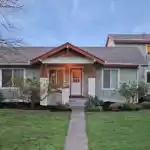 569 NE Harrison St Poulsbo, WA