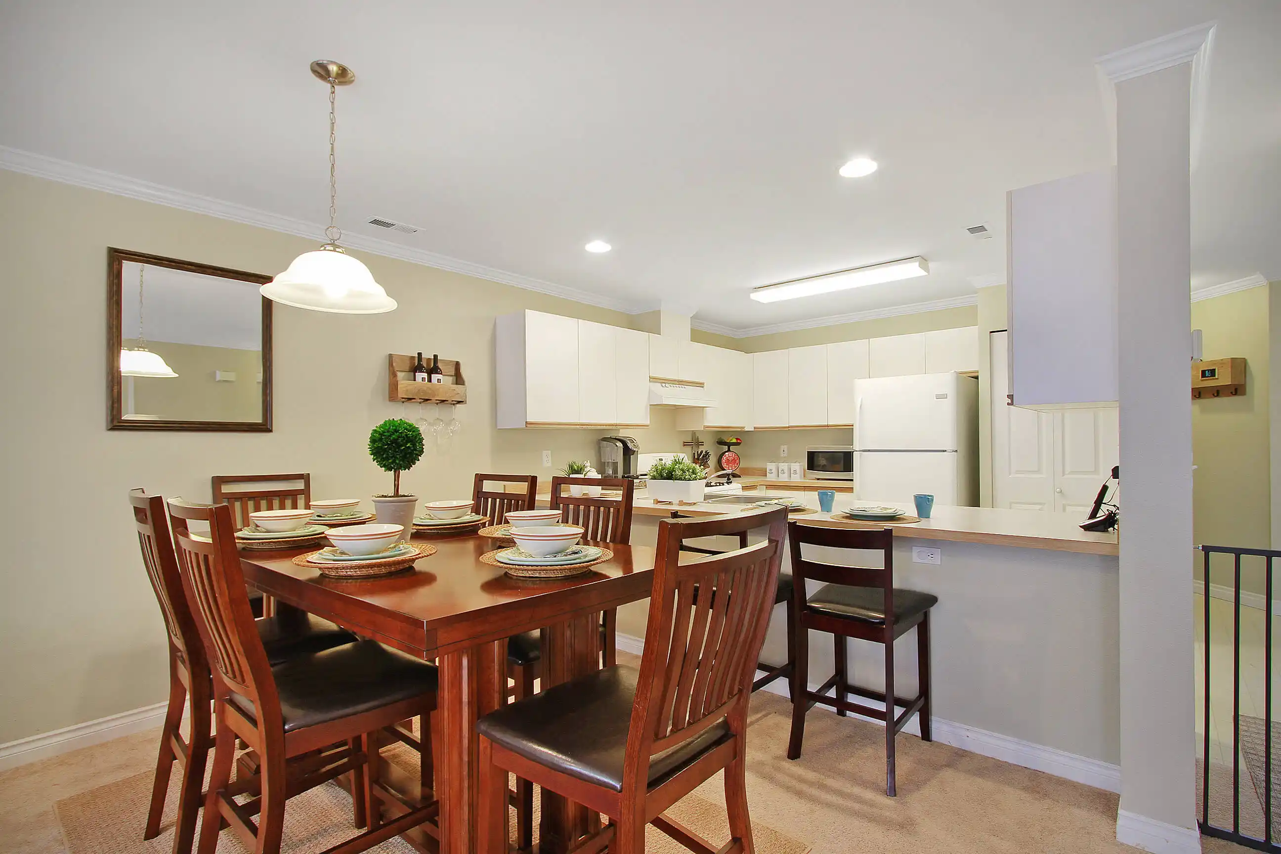 Conveniently Located Home in Desired Everett Area Lamb Real Estate Team