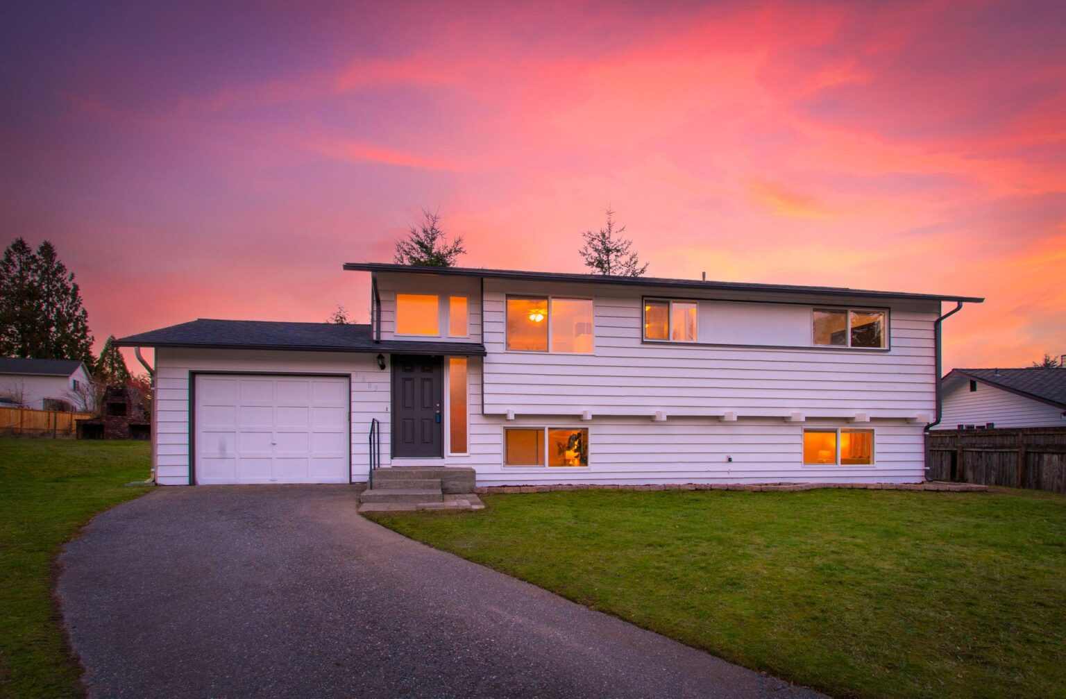 Traditional and Inviting Everett Home Lamb & Co.