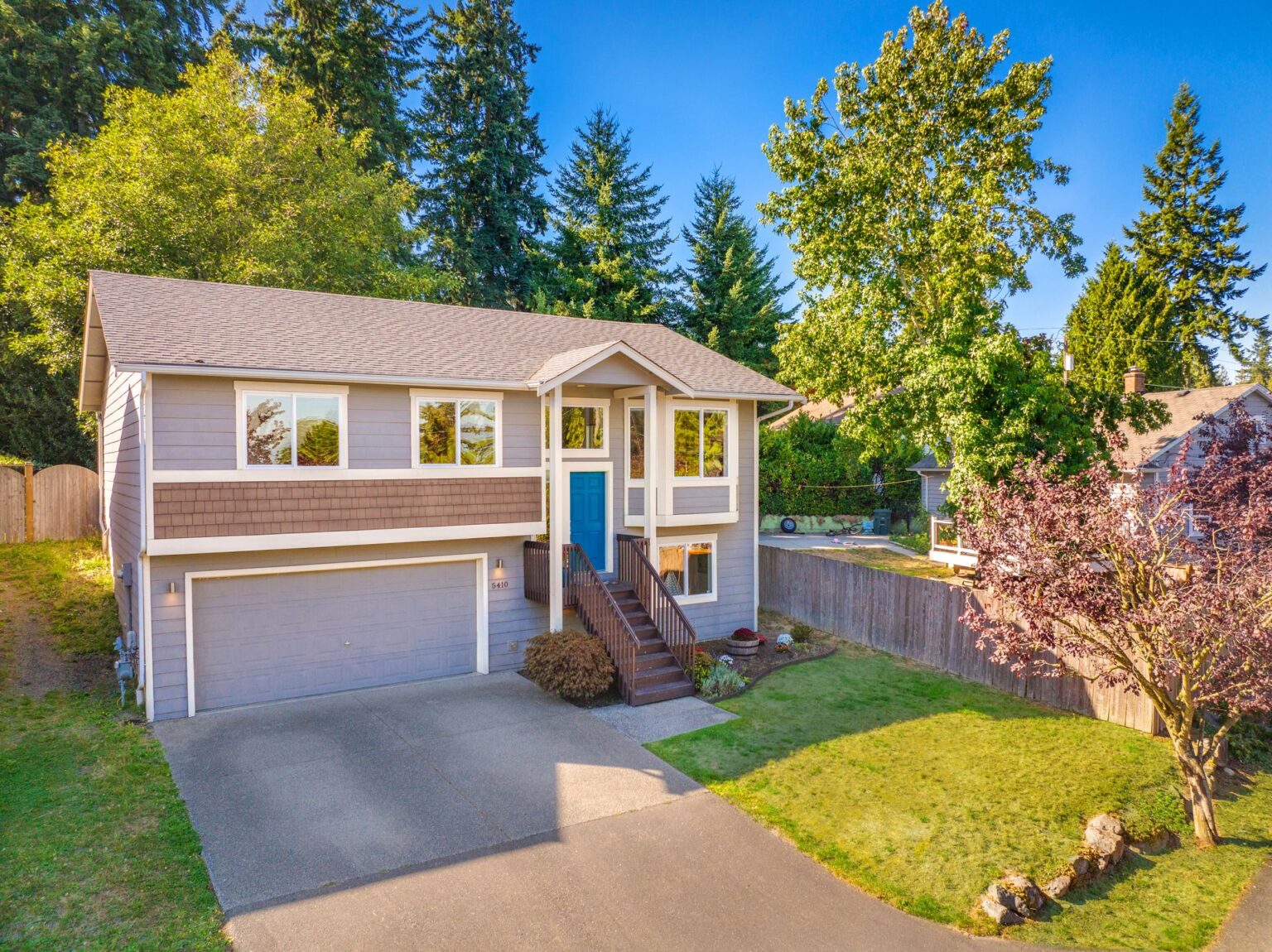 Quiet + Charming Everett Retreat Lamb & Co.